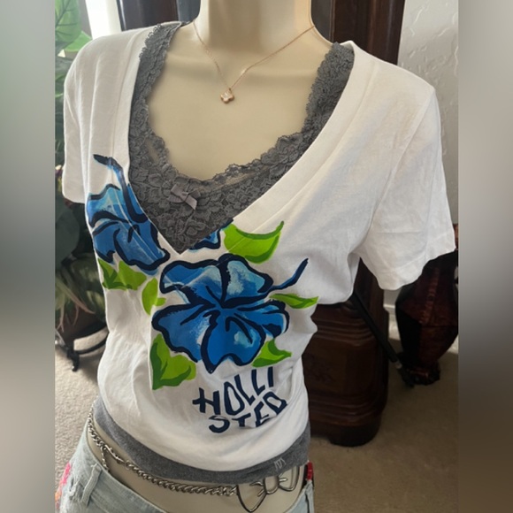 NWT Y2K Vintage Hollister V-neck top short sleeve - Picture 12 of 16